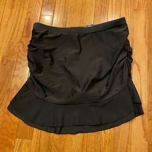 NWT HiLor swim skirt